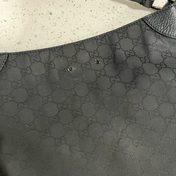 Gucci Shoulder Bag - Picture 6 of 6